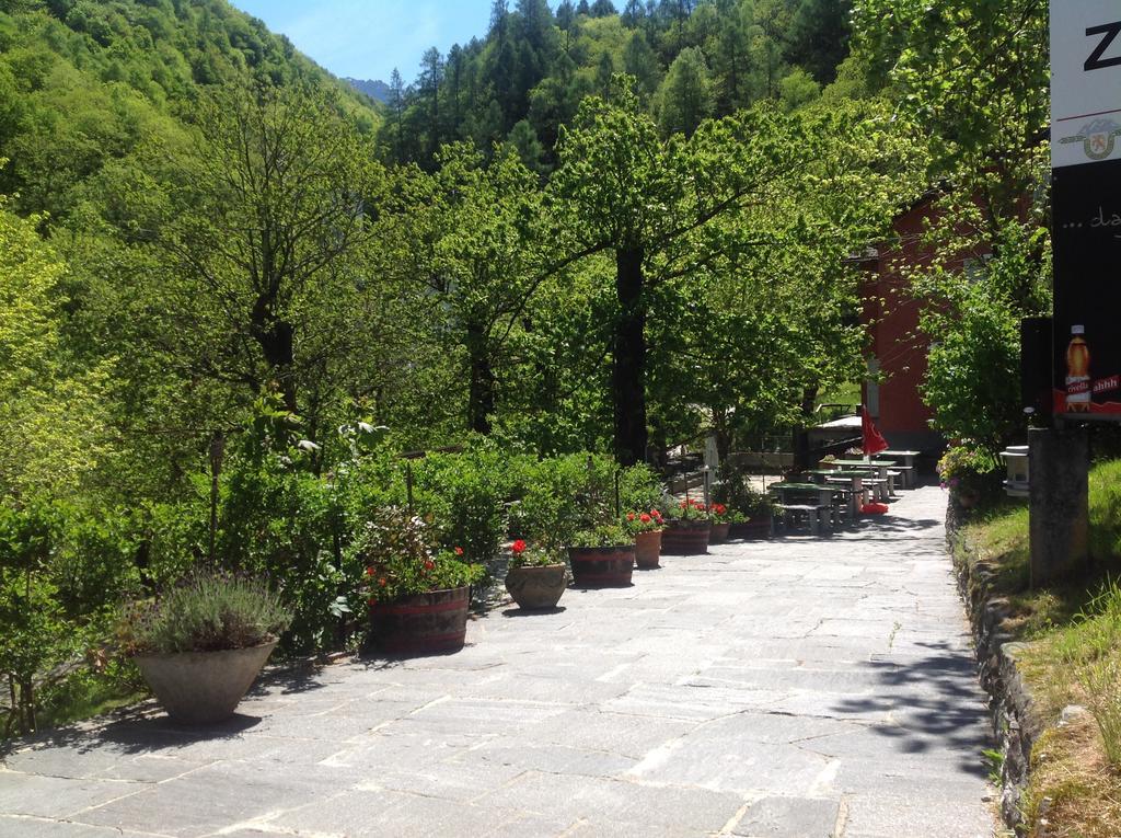 Grotto Zendralli Roveredo Zewnętrze zdjęcie